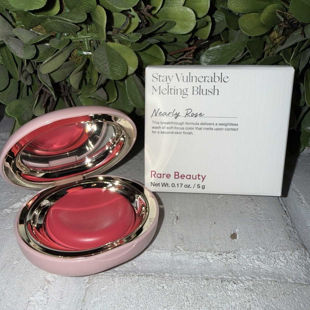 Rare Beauty Stay Vulnerable Melting Blush Nearly Rose Shade 0.17 oz/5 g